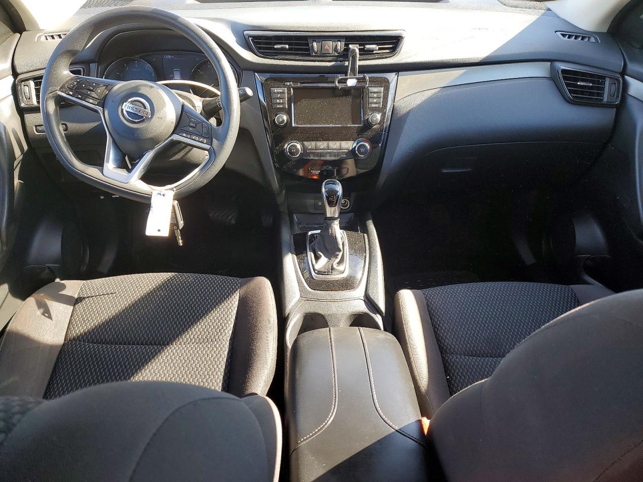 2019 NISSAN ROGUE SPORT S photo 22