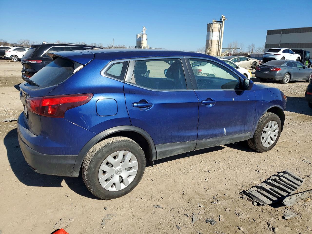 2019 NISSAN ROGUE SPORT S photo 7