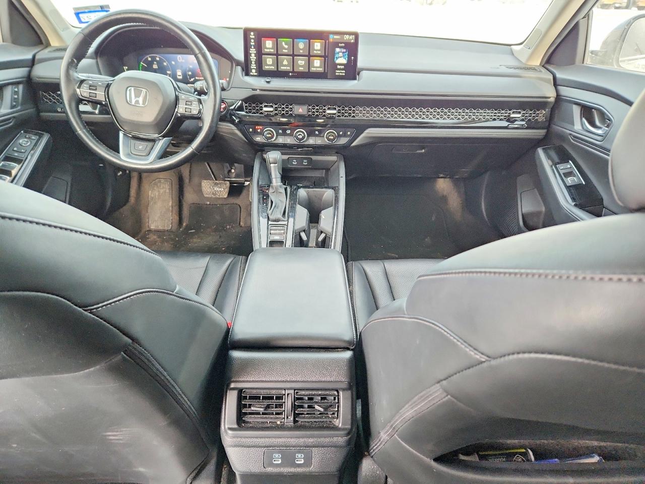 2025 HONDA ACCORD TOURING HYBRID photo 15