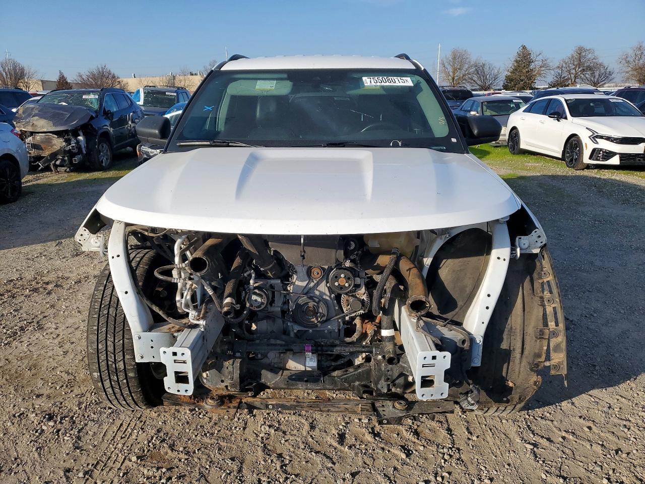 2023 FORD EXPLORER XLT photo 5