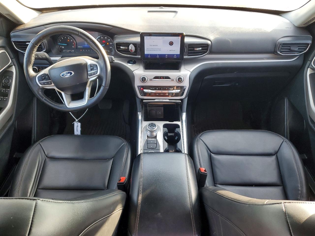 2023 FORD EXPLORER XLT photo 8