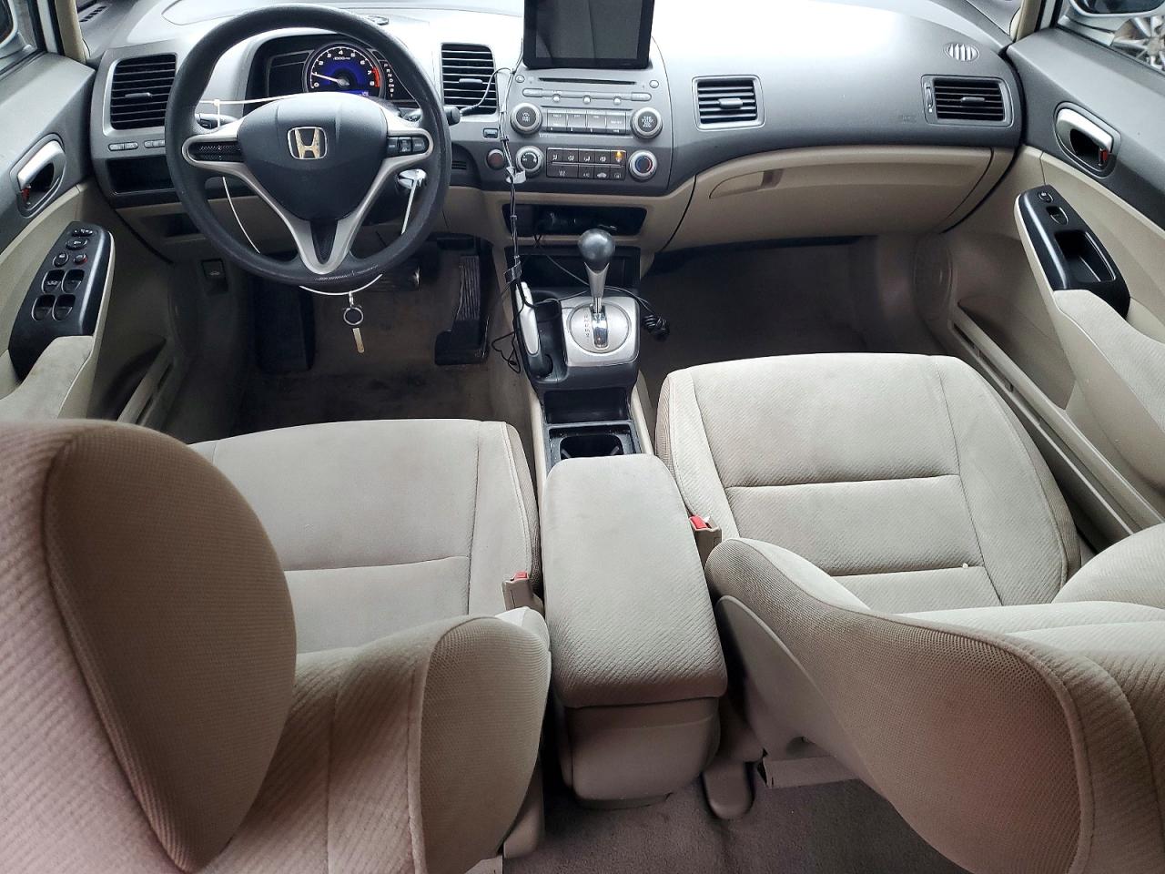2010 HONDA CIVIC LX photo 22