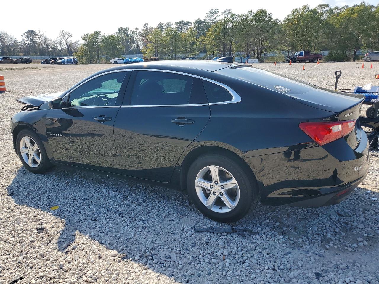2024 CHEVROLET MALIBU LS photo 2