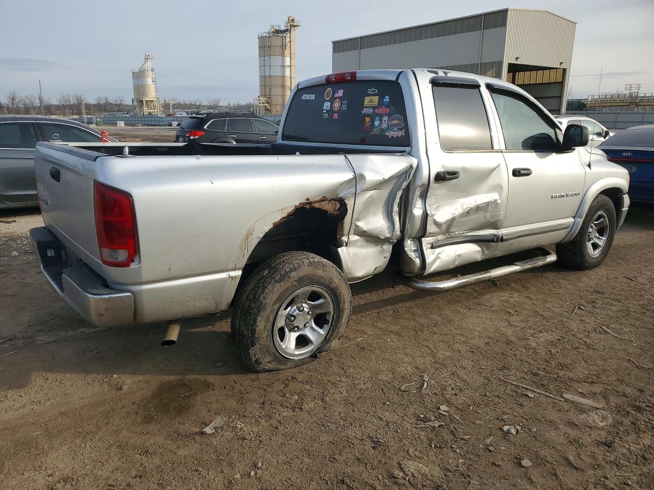 2002 DODGE RAM 1500 photo 3