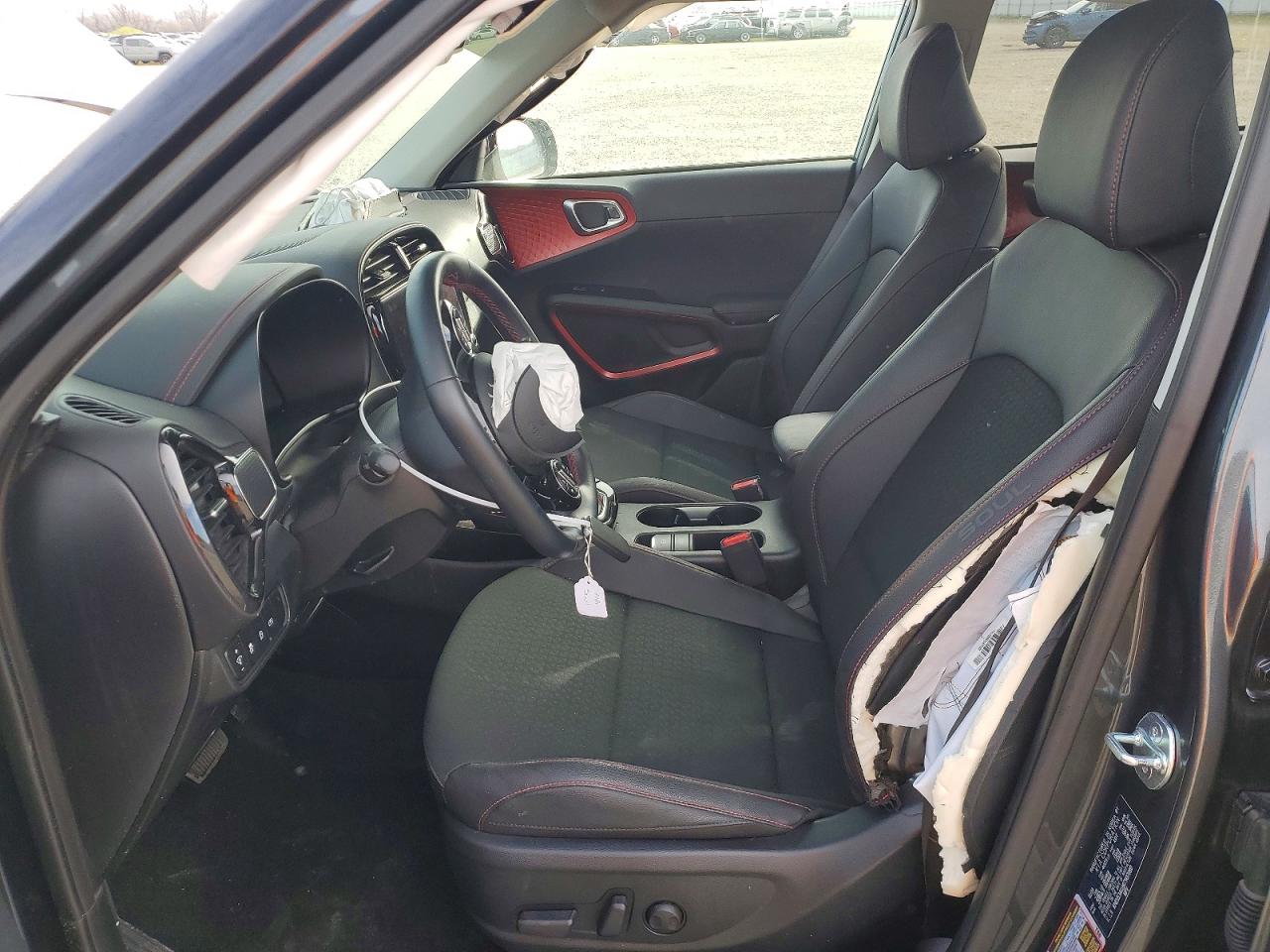 2024 KIA SOUL photo 7