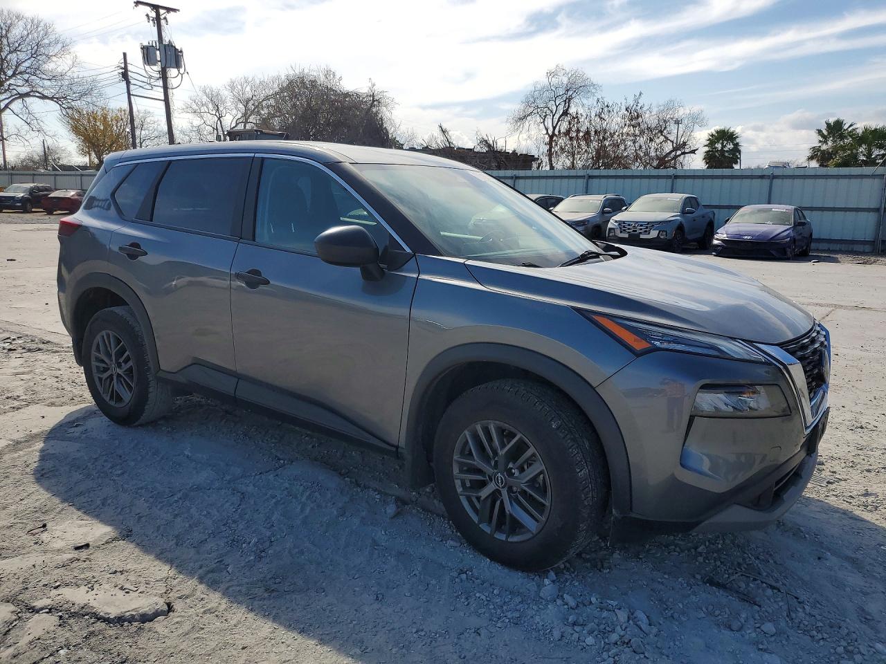 2023 NISSAN ROGUE S photo 4