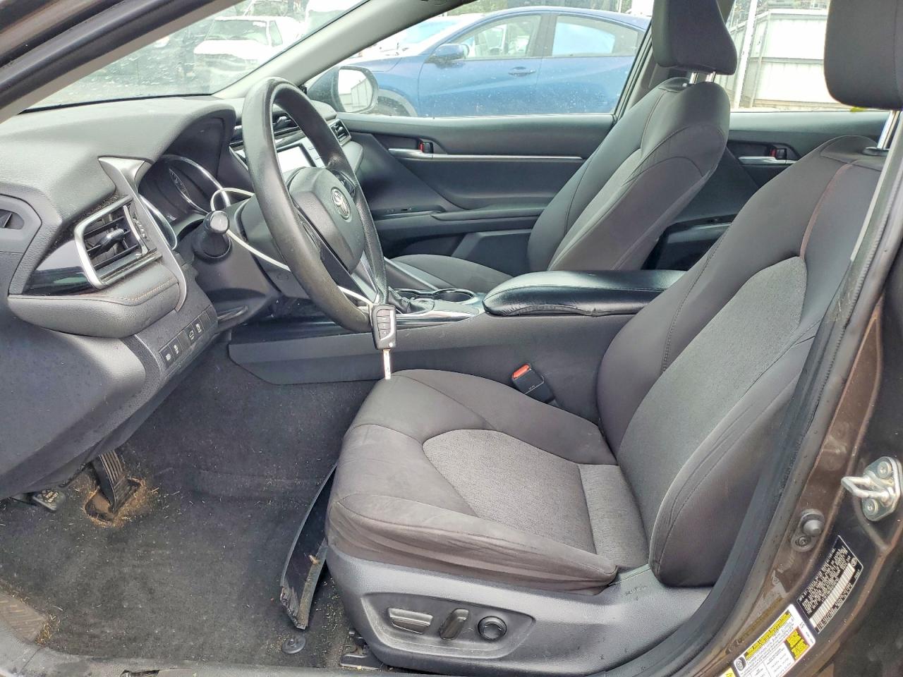2019 TOYOTA CAMRY L photo 7
