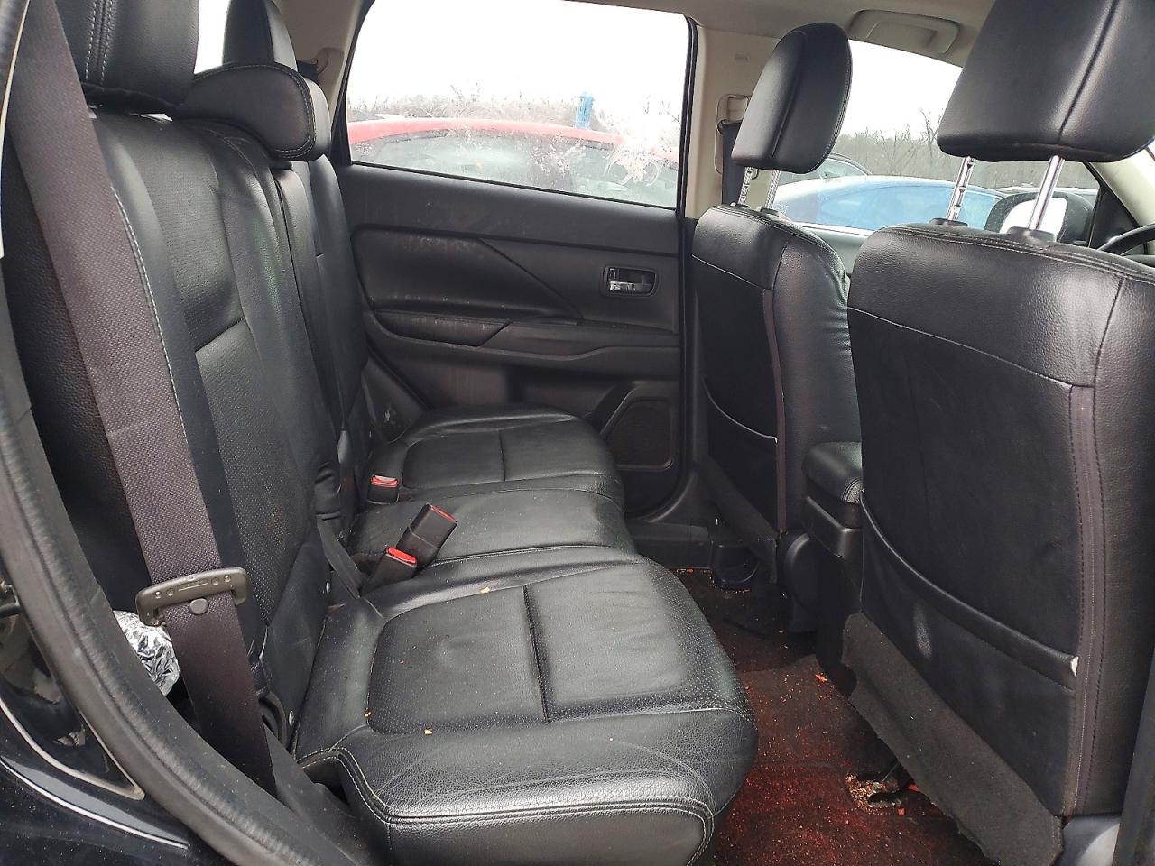2016 MITSUBISHI OUTLANDER GT photo 21