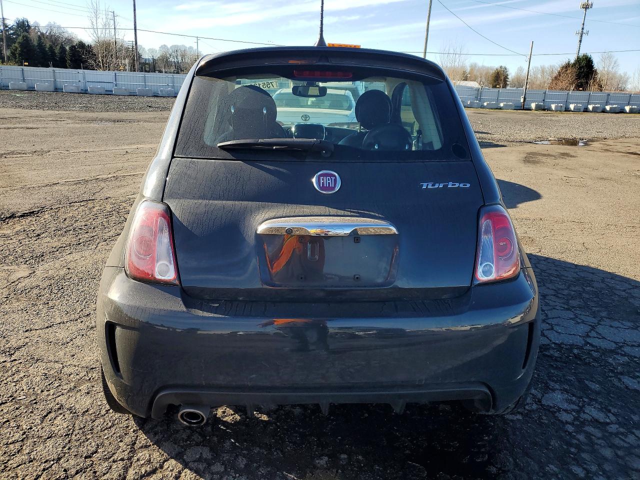 2018 FIAT 500 POP photo 16