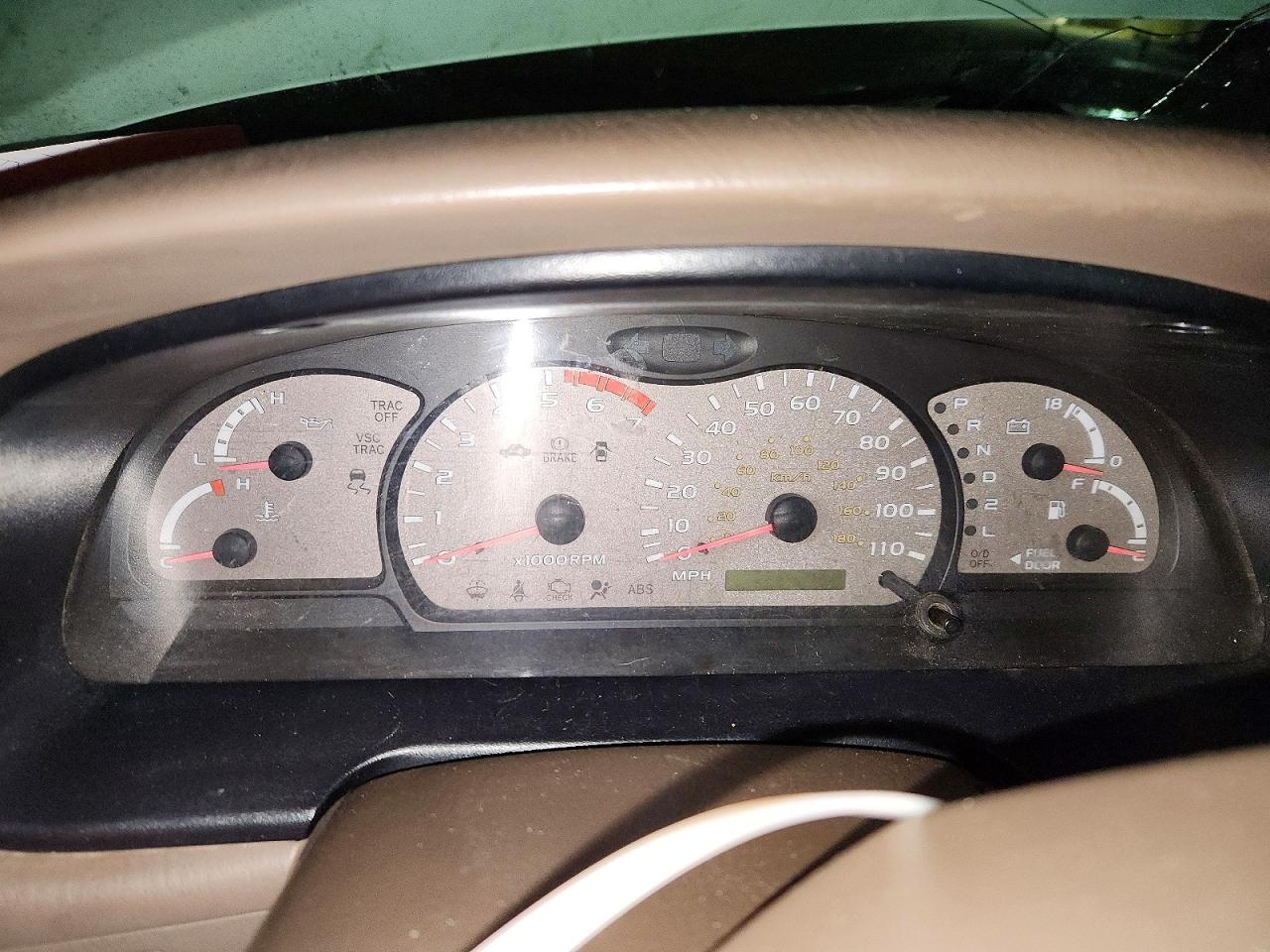 2003 TOYOTA SEQUOIA SR5 photo 25