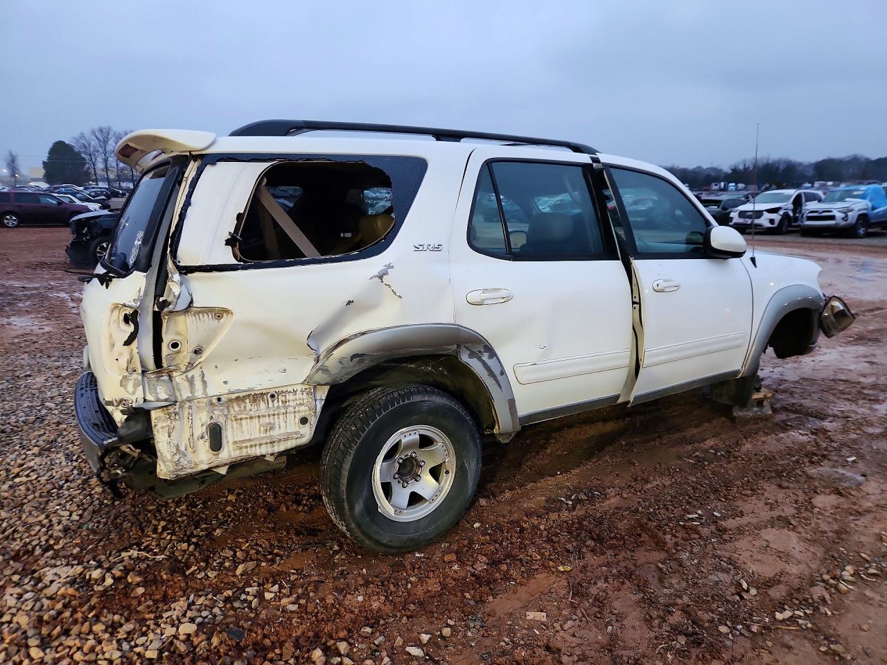 2003 TOYOTA SEQUOIA SR5 photo 7