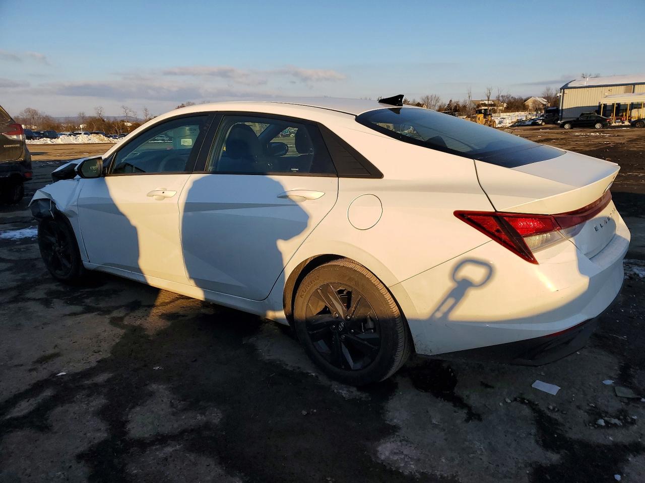 2023 HYUNDAI ELANTRA SEL photo 3