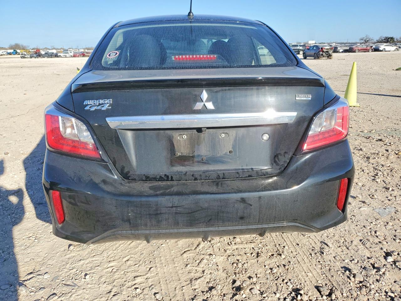 2024 MITSUBISHI MIRAGE photo 6
