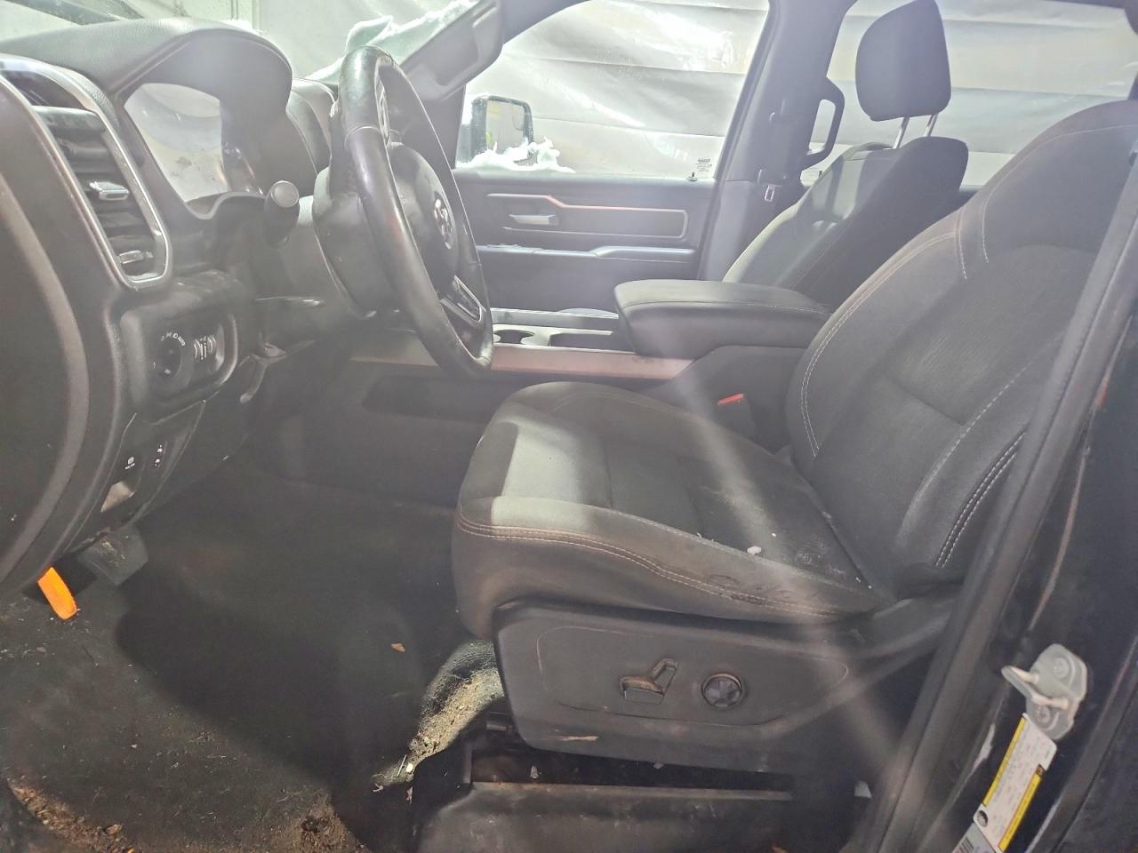 2019 RAM 1500 photo 7