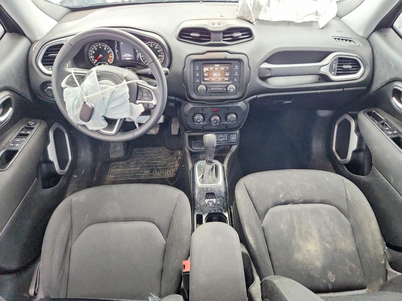 2020 JEEP RENEGADE SPORT photo 8