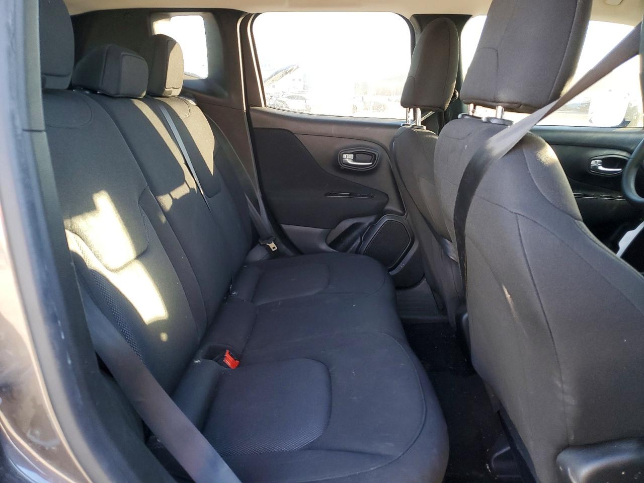 2020 JEEP RENEGADE SPORT photo 10