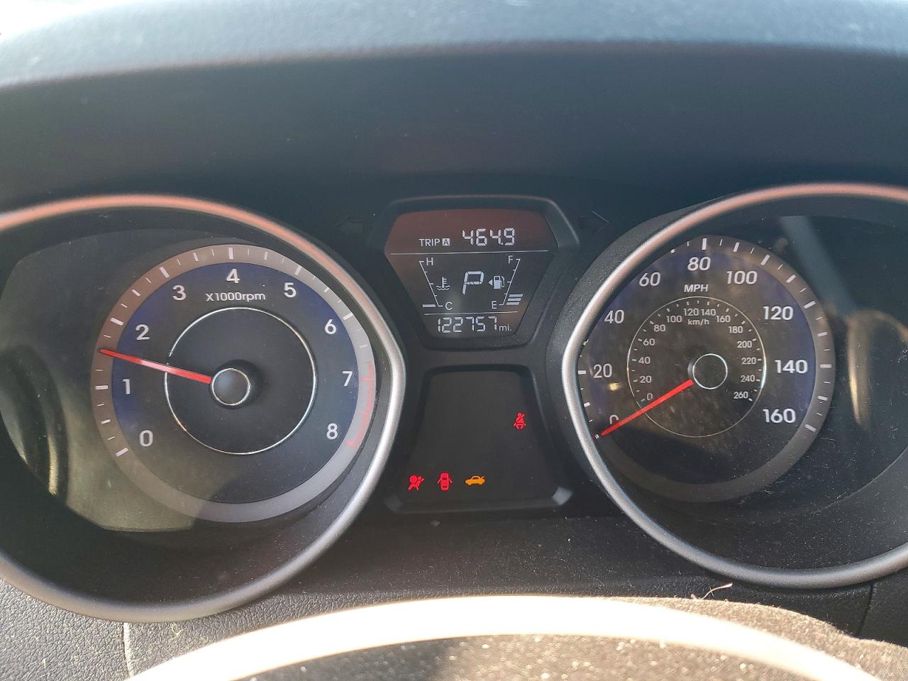2015 HYUNDAI ELANTRA SE photo 25