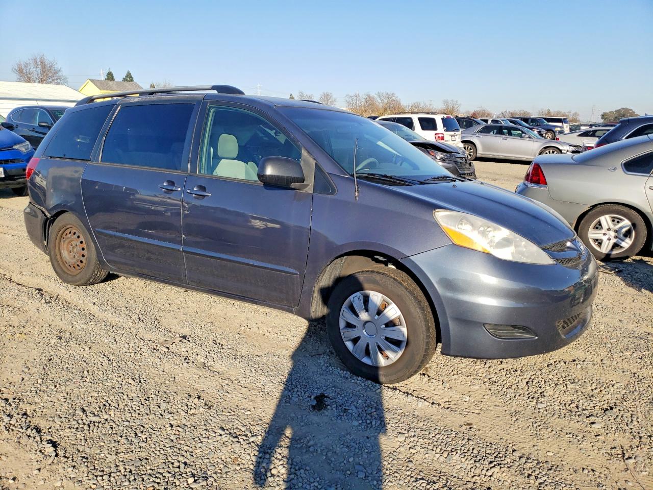 2008 TOYOTA SIENNA CE photo 7