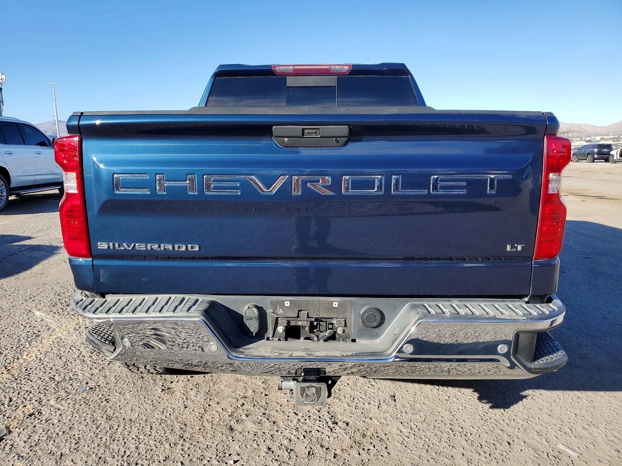 2019 CHEVROLET SILVERADO C1500 LT photo 6