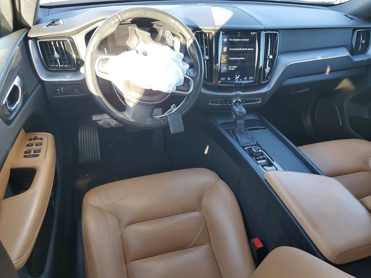 2020 VOLVO XC60 T5 MOMENTUM photo 8