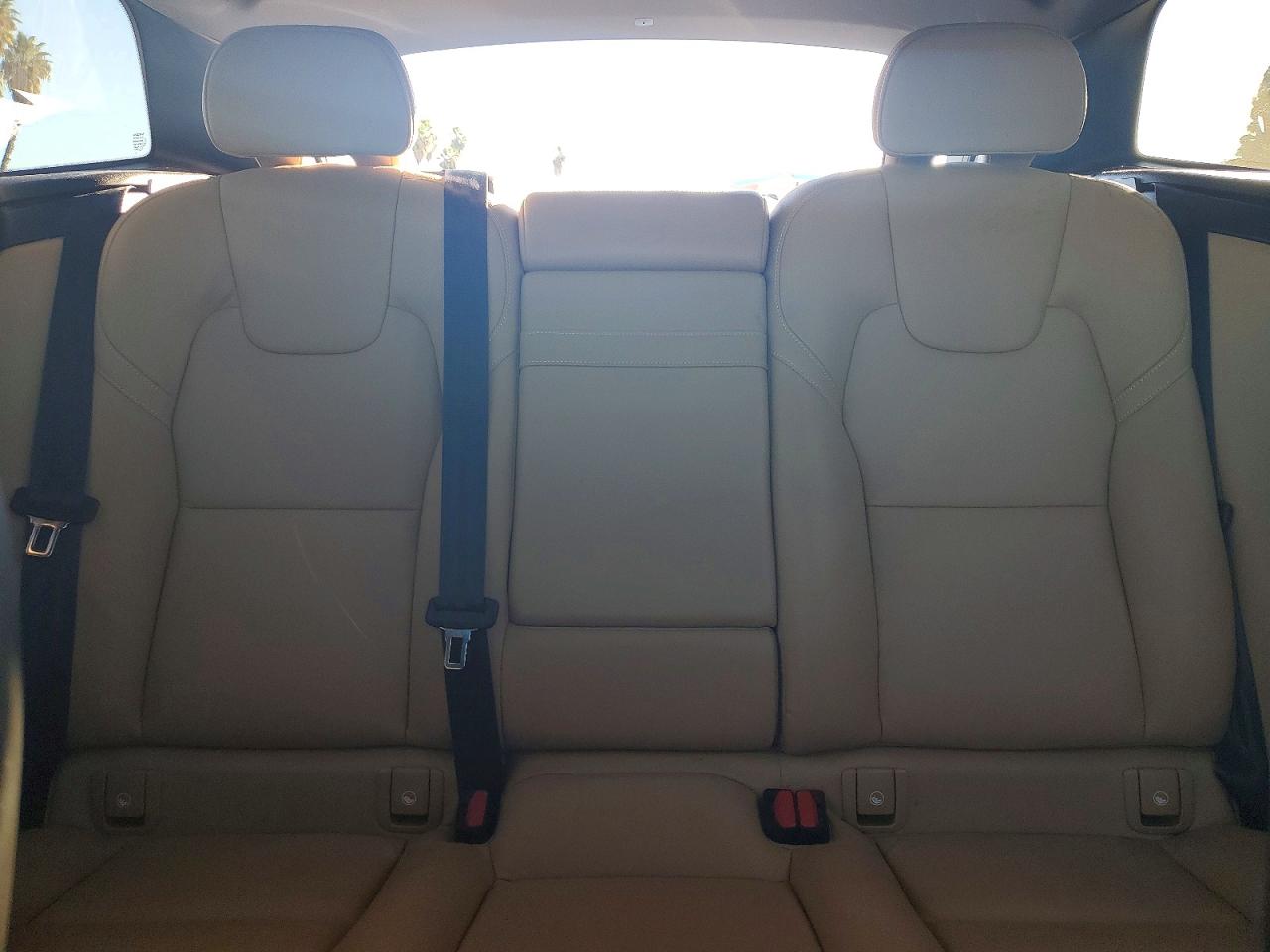 2020 VOLVO XC60 T5 MOMENTUM photo 10