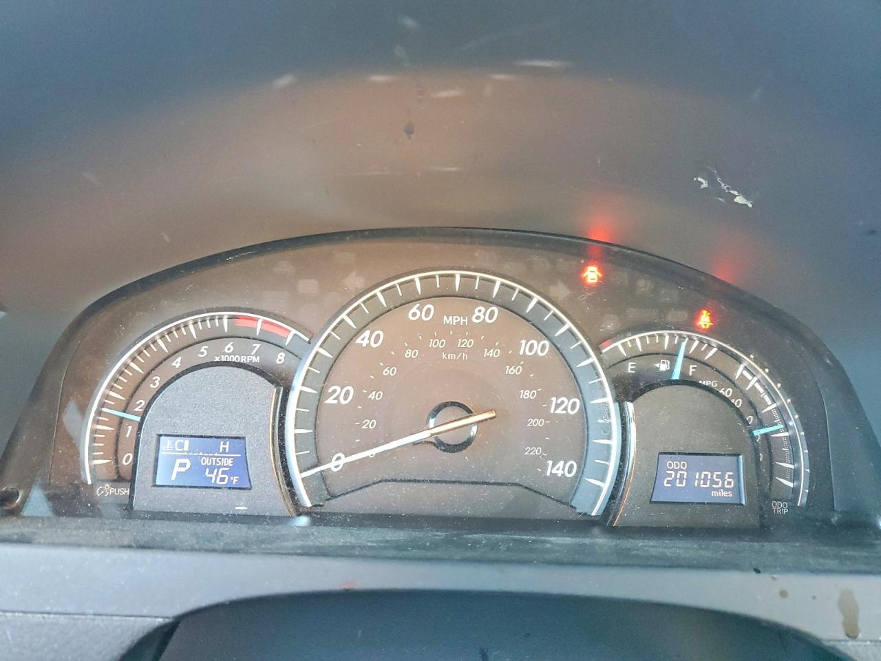 2013 TOYOTA CAMRY L photo 17