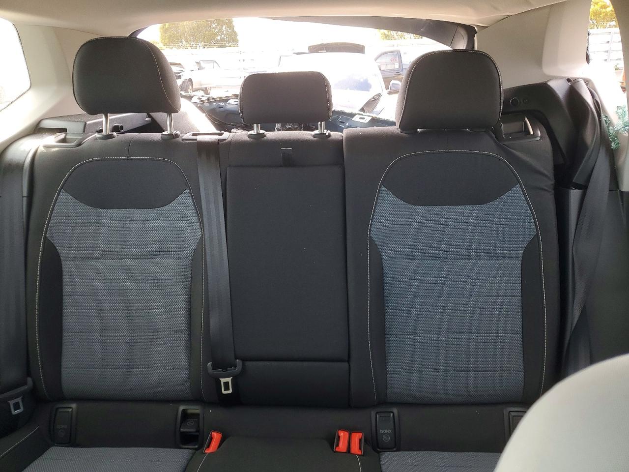 2025 VOLKSWAGEN TAOS S photo 19