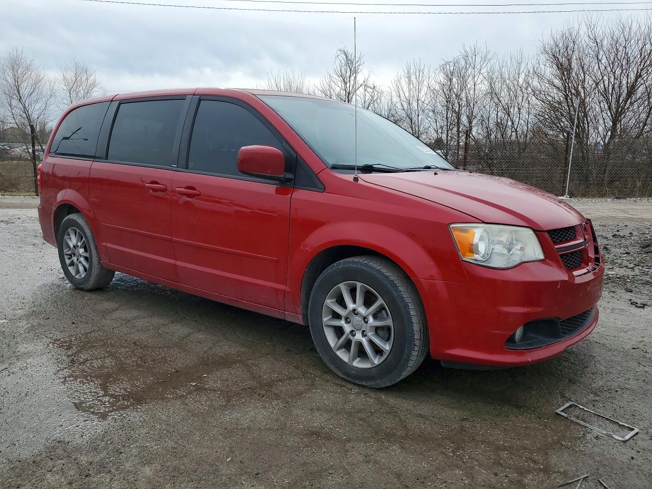 2013 DODGE GRAND CARAVAN photo 4