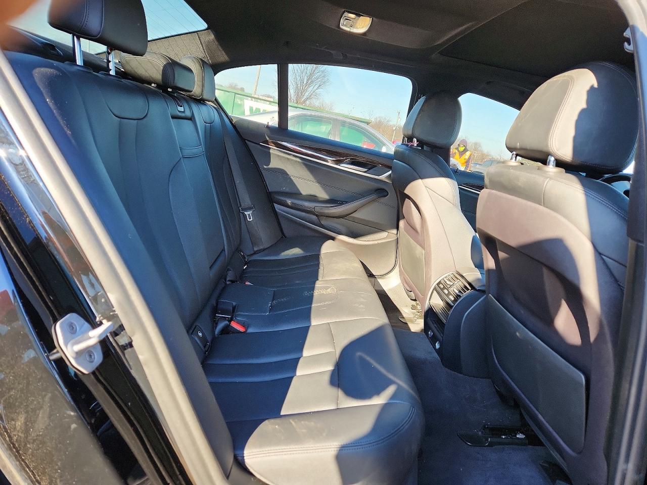 2018 BMW 530E photo 10