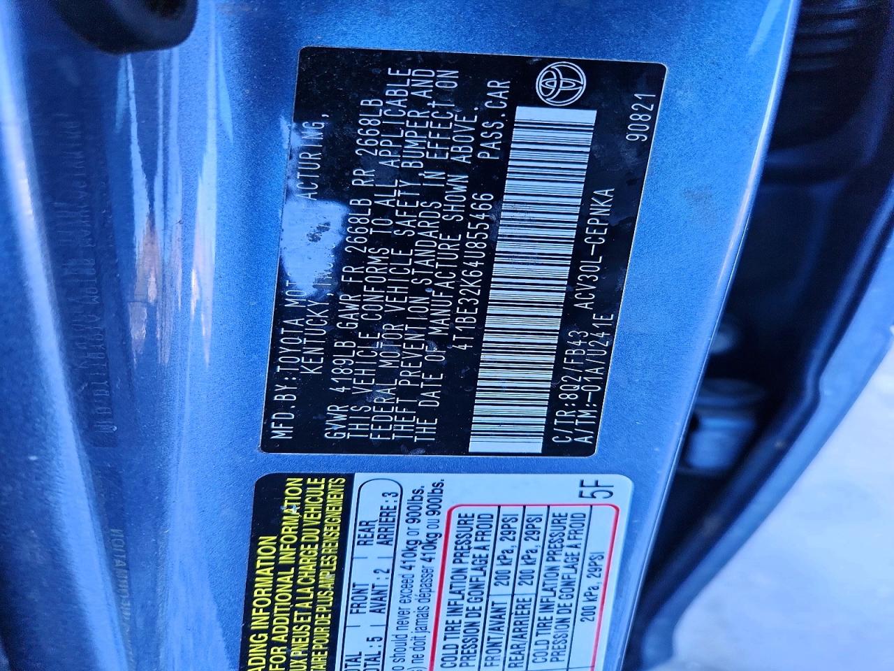 2004 TOYOTA CAMRY LE photo 12