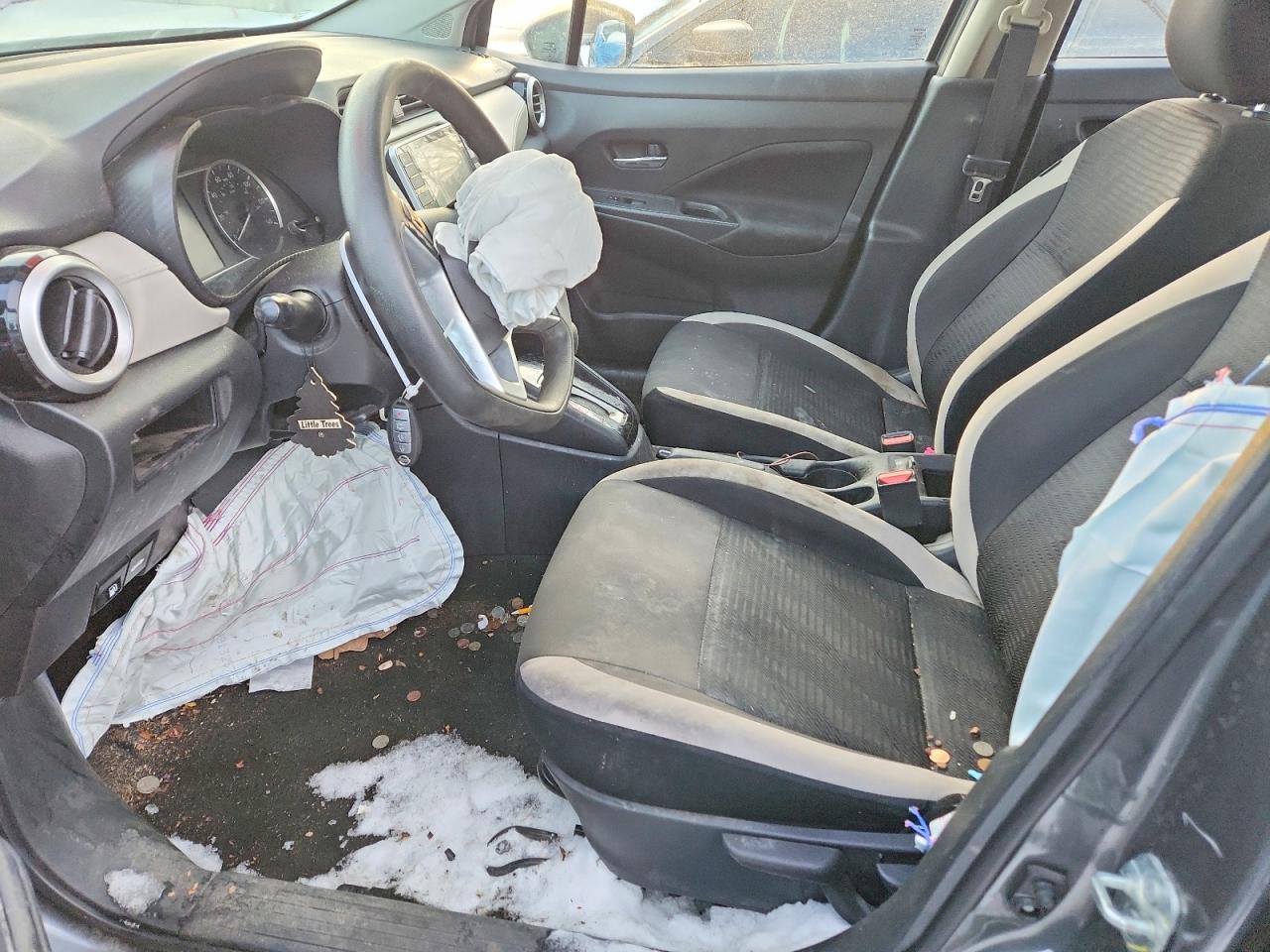 2021 NISSAN VERSA SV photo 19