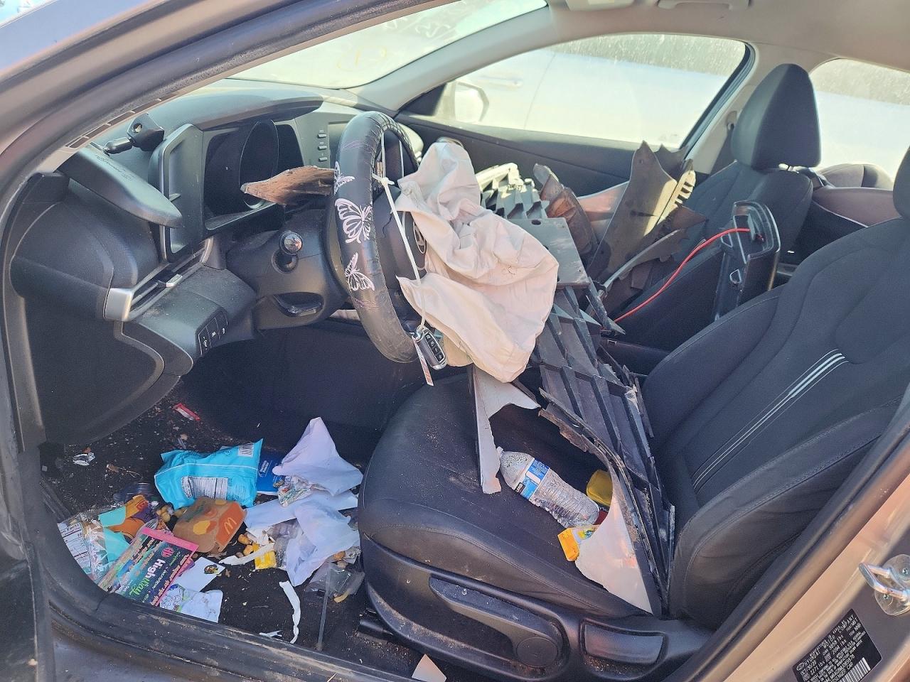 2021 HYUNDAI ELANTRA SEL photo 13