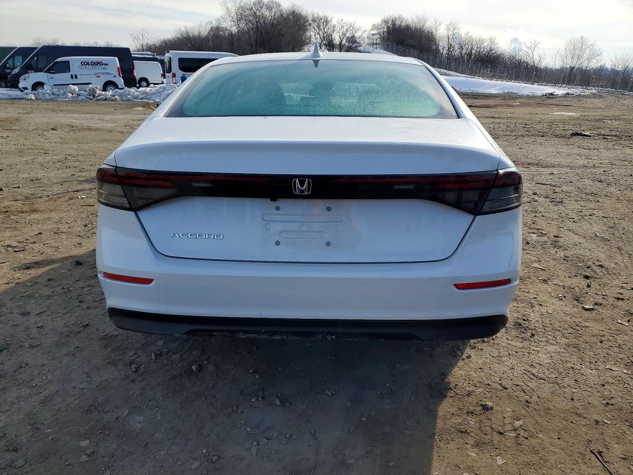 2024 HONDA ACCORD EX photo 6