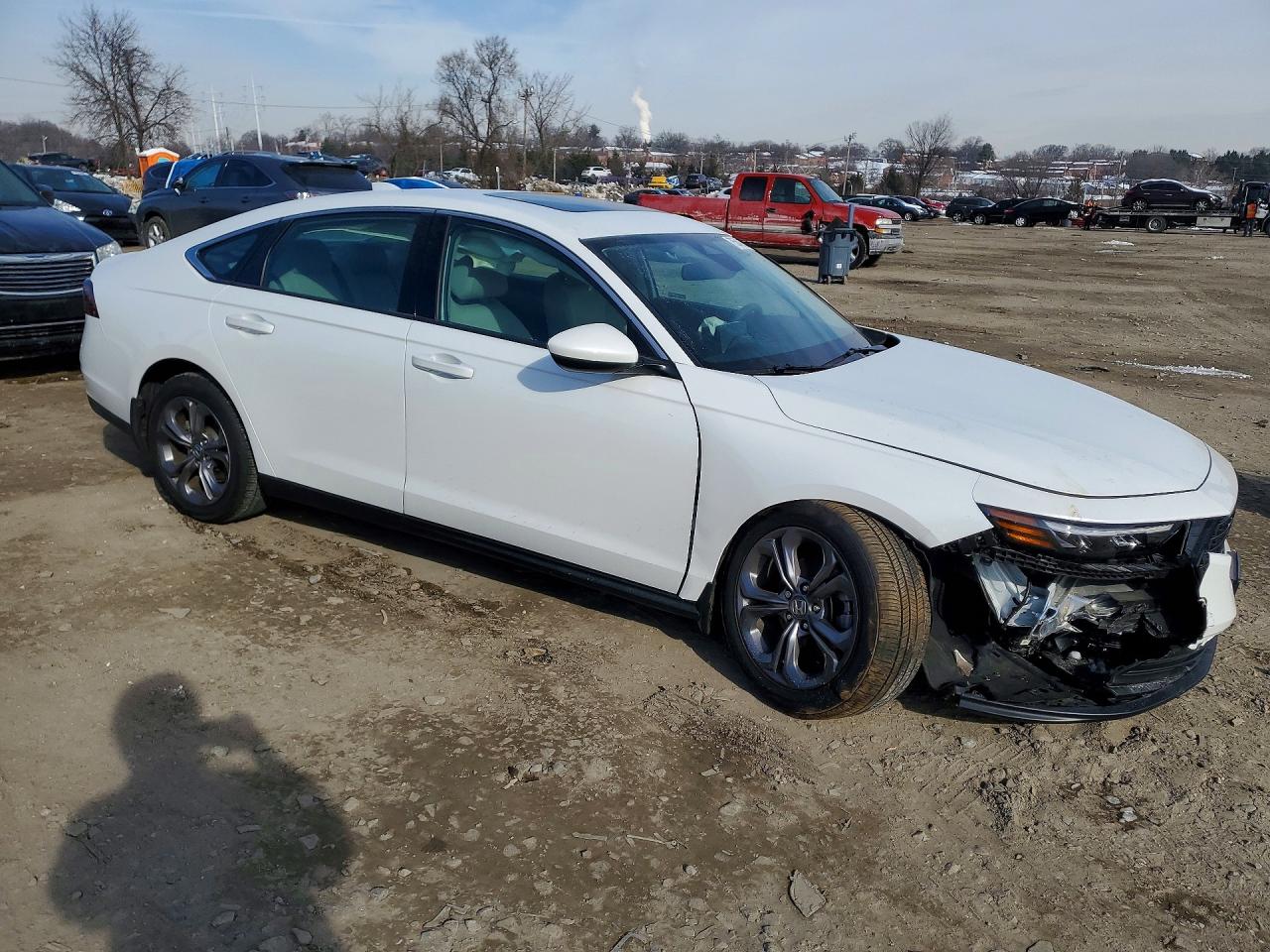 2024 HONDA ACCORD EX photo 4