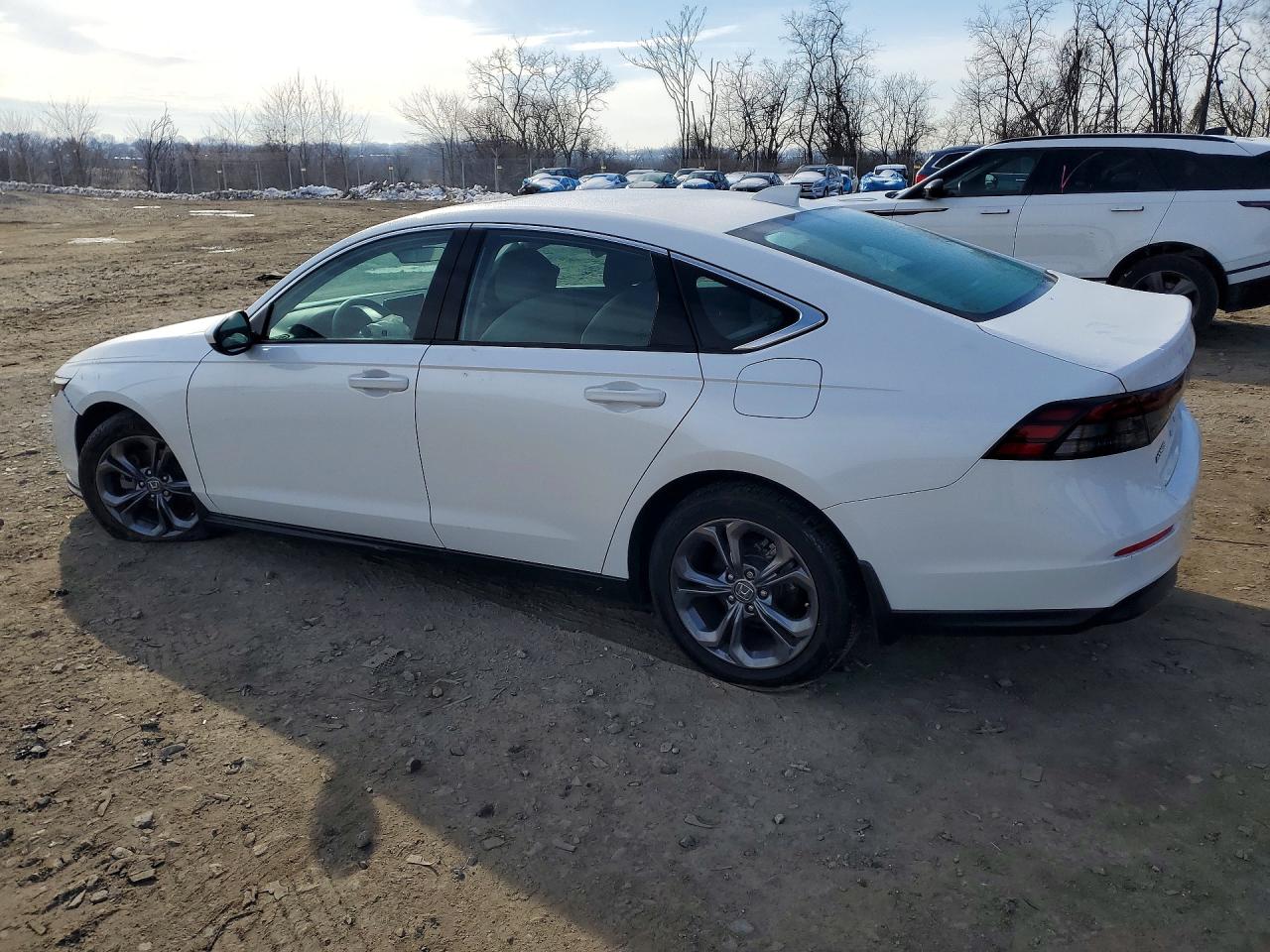2024 HONDA ACCORD EX photo 2