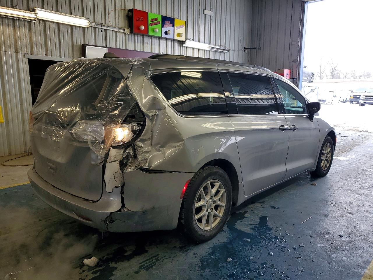 2021 CHRYSLER VOYAGER LXI photo 5