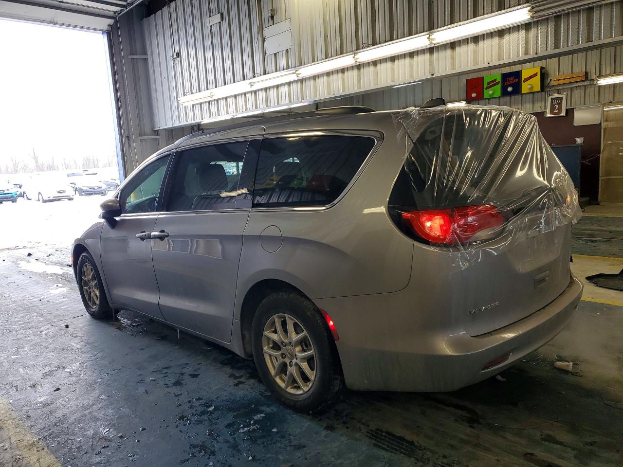 2021 CHRYSLER VOYAGER LXI photo 3