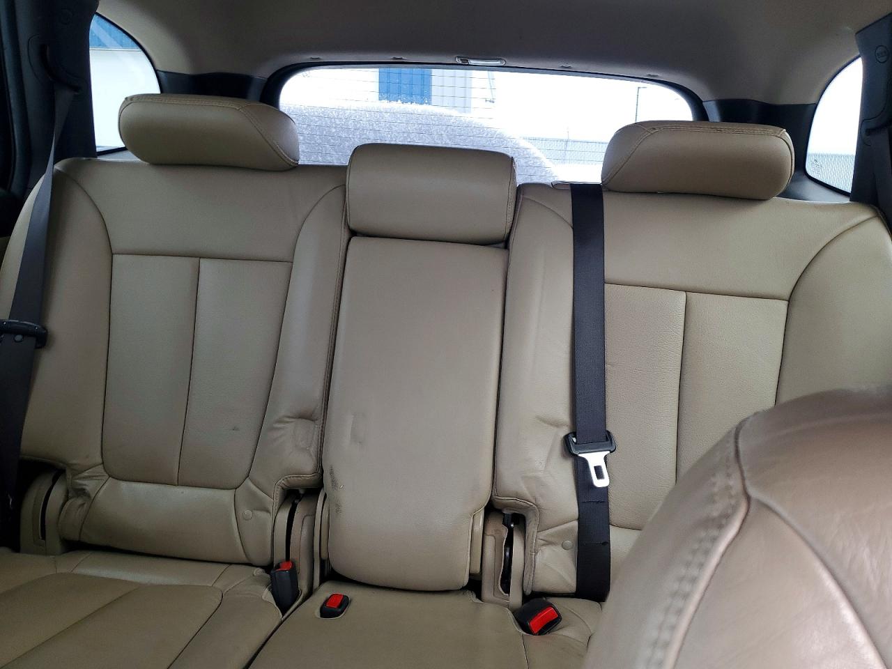 2011 HYUNDAI SANTA FE SE photo 10