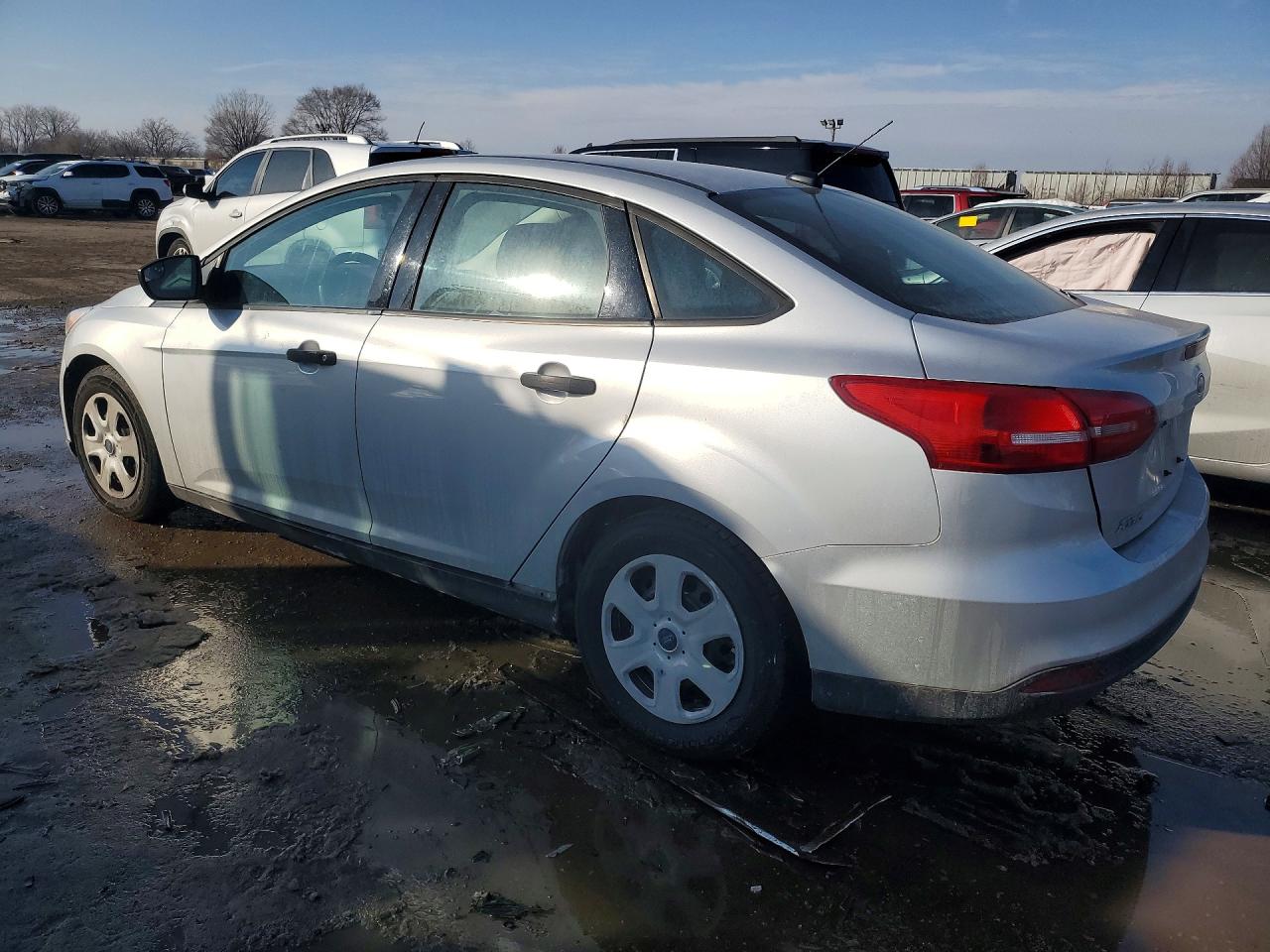 2017 FORD FOCUS S photo 2