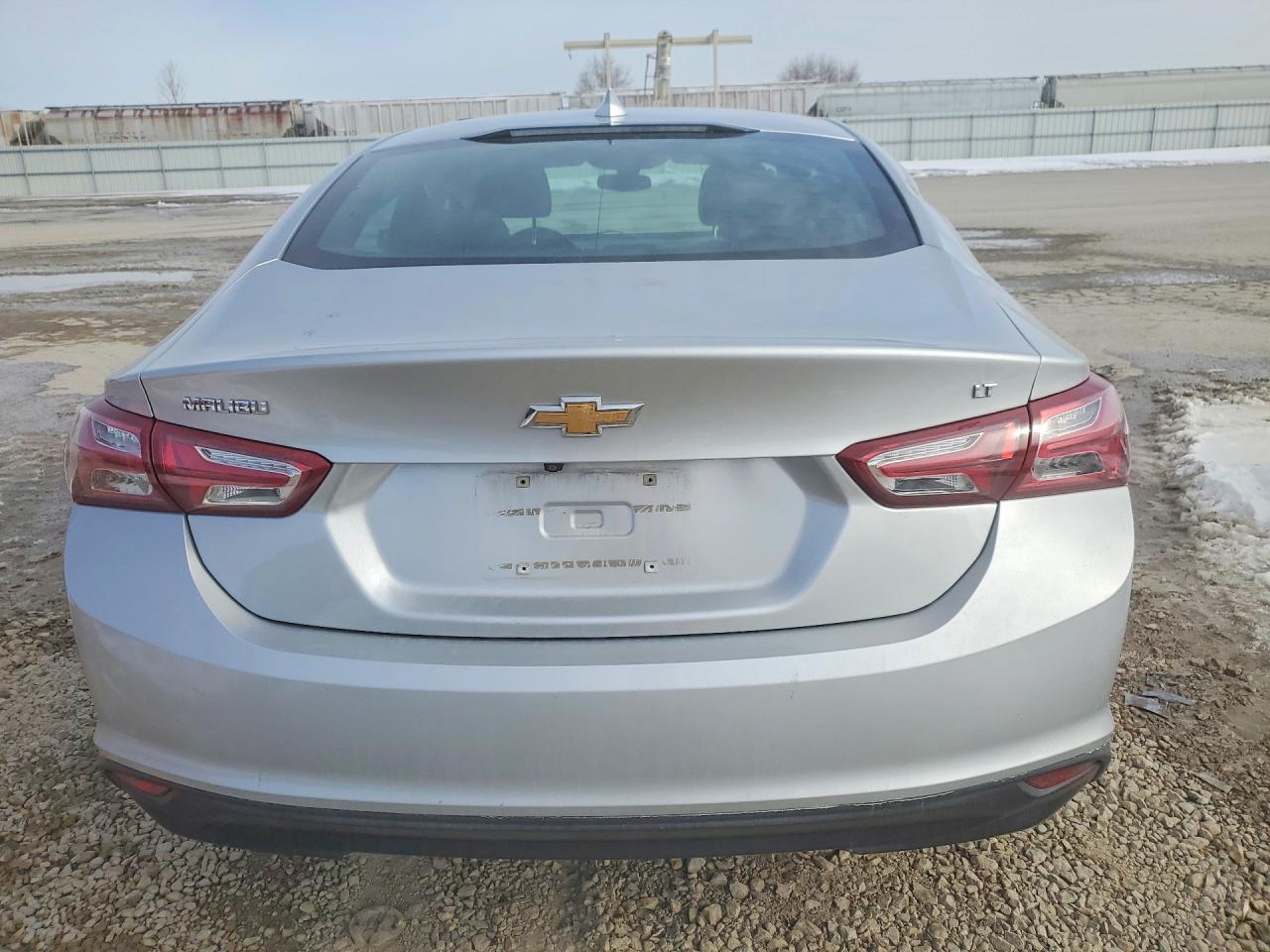 2020 CHEVROLET MALIBU LT photo 6