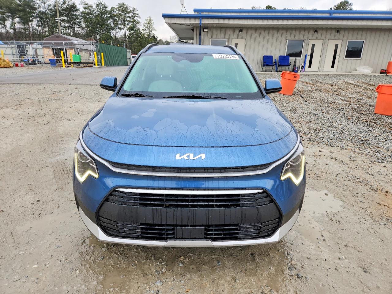 2025 KIA NIRO EX photo 5