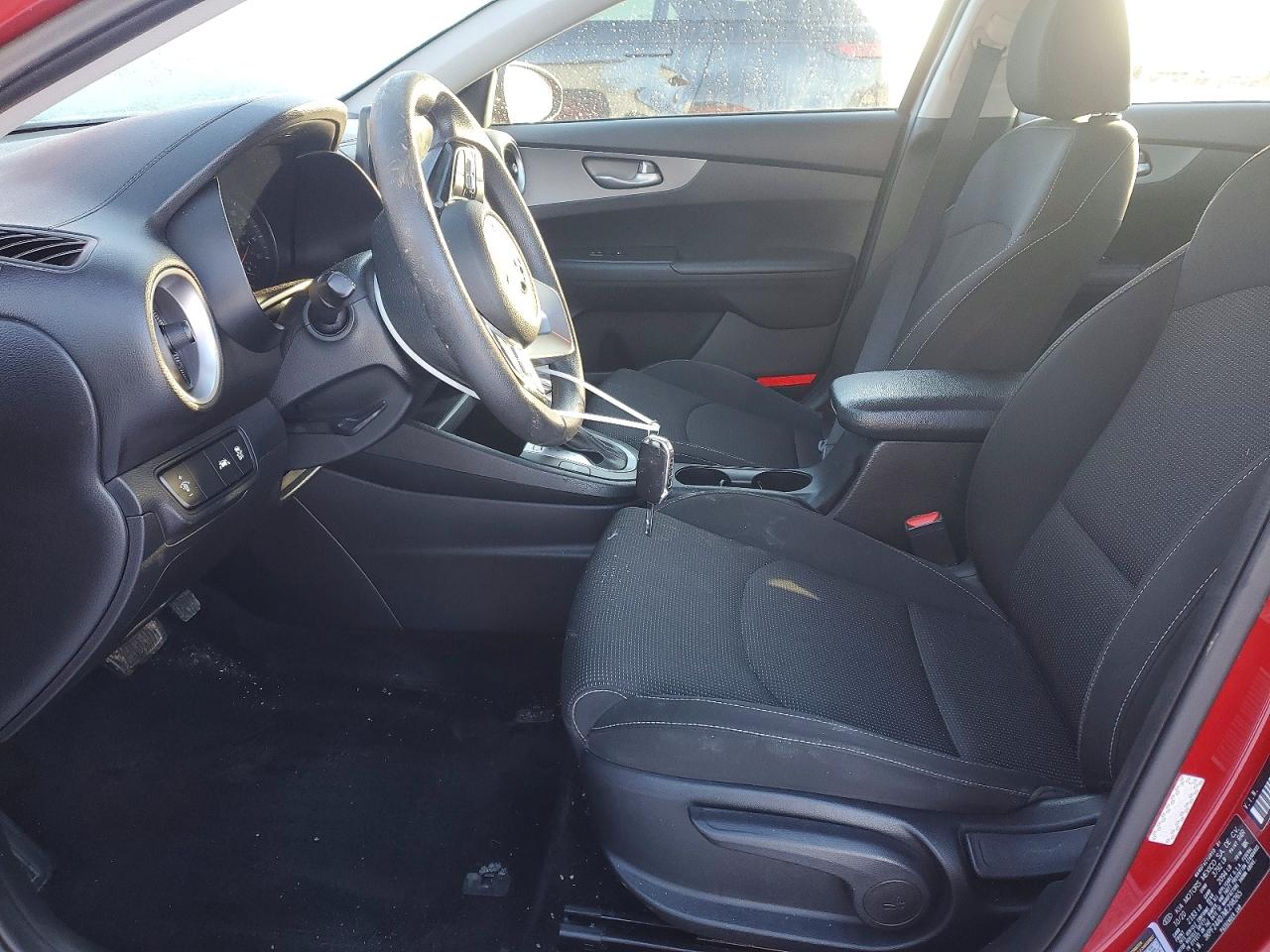 2021 KIA FORTE FE photo 7