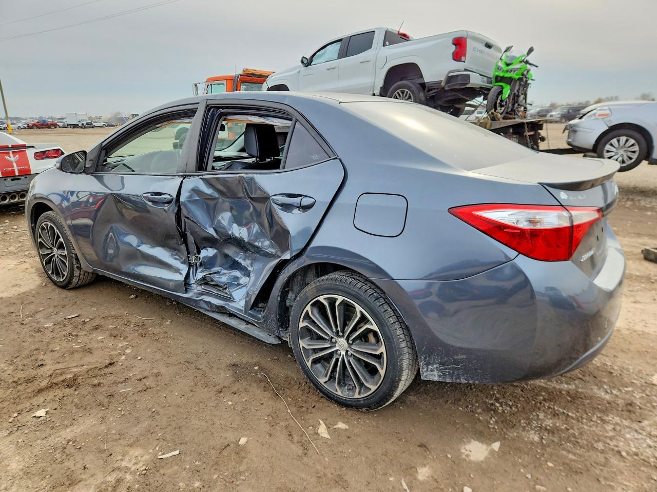2016 TOYOTA COROLLA L photo 3
