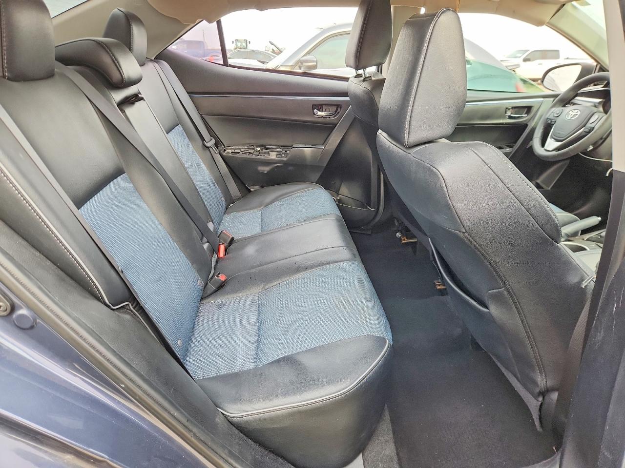 2016 TOYOTA COROLLA L photo 19