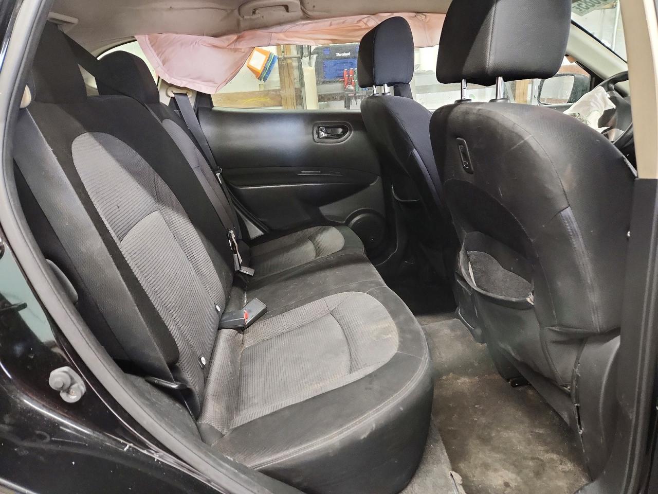 2013 NISSAN ROGUE S photo 11