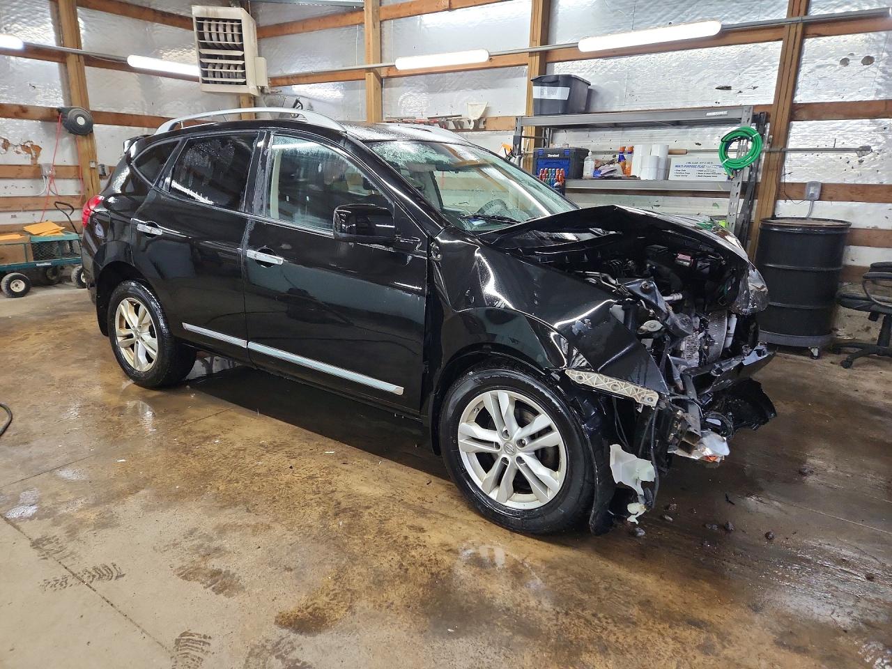 2013 NISSAN ROGUE S photo 4