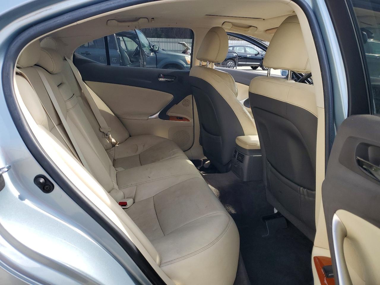 2009 LEXUS IS 250 photo 10