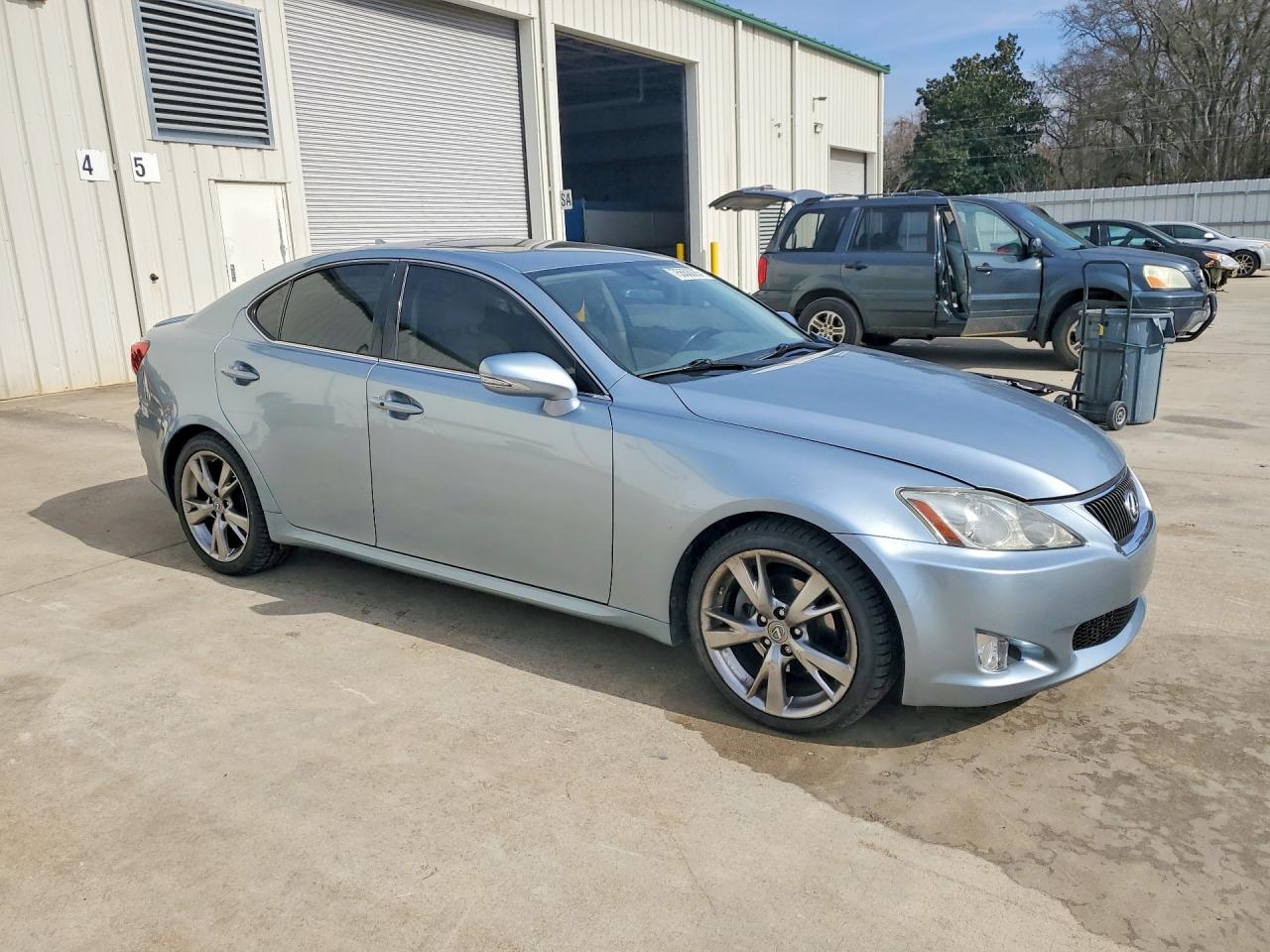 2009 LEXUS IS 250 photo 4