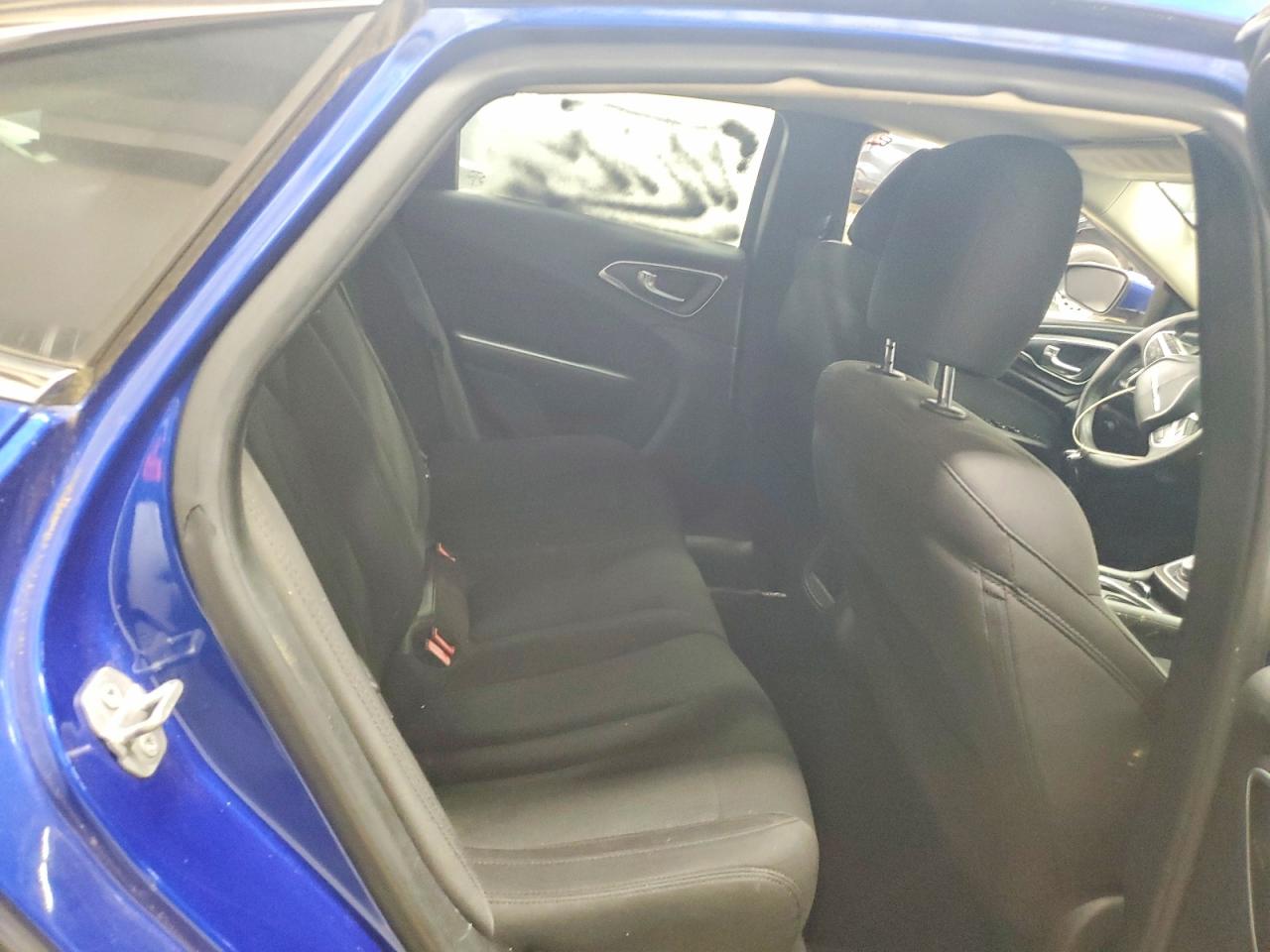 2015 CHRYSLER 200 LIMITED photo 10