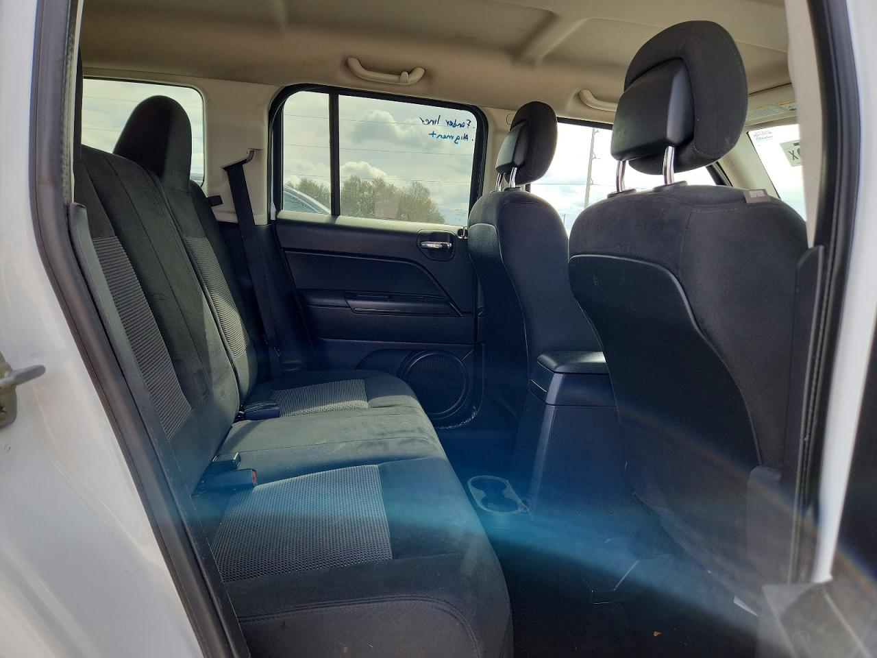 2015 JEEP PATRIOT photo 21